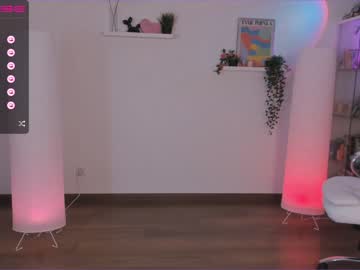 webcam girl slimmaya live cam image #3852329