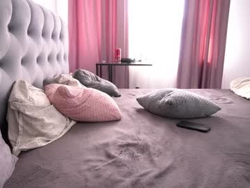 webcam girl innocentemmy live cam image #12198513