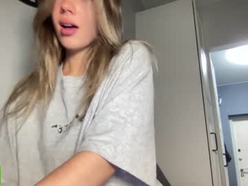 webcam girl angel_from_sky live cam image #8319577