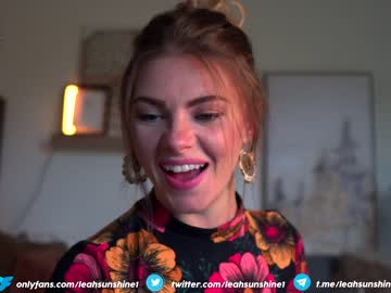 webcam girl leahsunshine live cam image #9432403