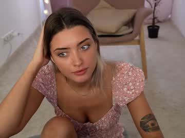 webcam girl venera_style live cam image #10436051