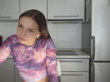 webcam girl candymini live cam image #2554340