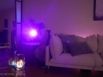 webcam girl phoenix_taylor live cam image #8995461