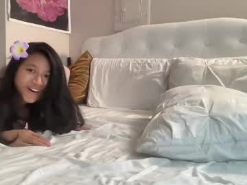 webcam girl hawaiigirl_ live cam image #12694965