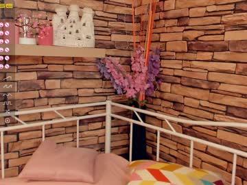 webcam girl eugenetomas live cam image #497042