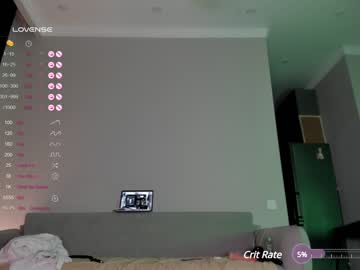 webcam girl hee_jeen live cam image #8953589