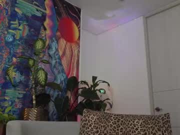 webcam girl beyllove_d live cam image #9141097