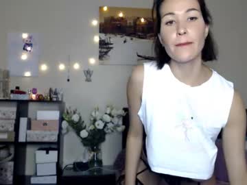 webcam girl hugetittiesgerda live cam image #3733713