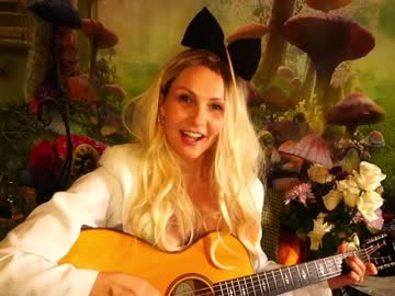 webcam girl kaileeshy live cam image #2054752