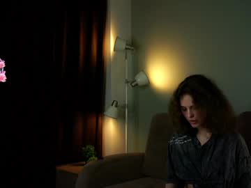 webcam girl a_whole_eternity live cam image #10077428