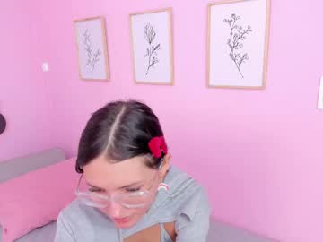 webcam girl little_effy18_ live cam image #12731496