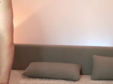 webcam couple carolinafreixxa live cam image #6714453
