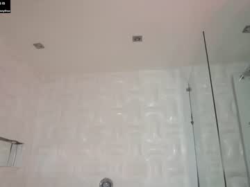 webcam girl camilitasu live cam image #7968742