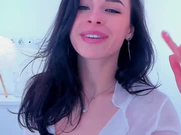 webcam girl uwunikaa live cam image #8317981