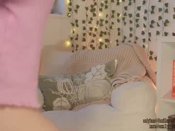 webcam girl emily_fox_official live cam image #9504495