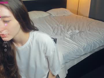 webcam girl llkadream live cam image #5265877