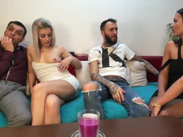webcam couple julyaandraul live cam image #11802199
