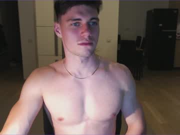 webcam man _alexanderwilliams live cam image #9496078