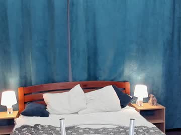 webcam girl mia_sing_ live cam image #10636603