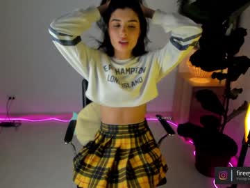 webcam girl lucia_sandy live cam image #9563099