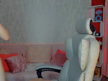 webcam girl madeline_jackson live cam image #5209659