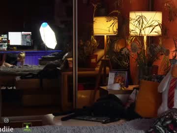 webcam girl bestblondiiecb live cam image #7700622