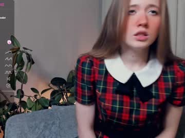 webcam girl kati_more live cam image #8098392