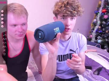 webcam man james_mil live cam image #4514269