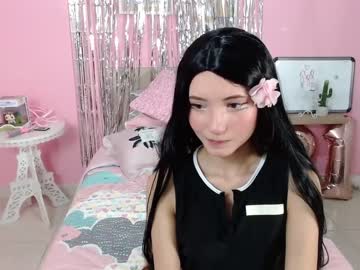 webcam girl little_effy18 live cam image #2415371