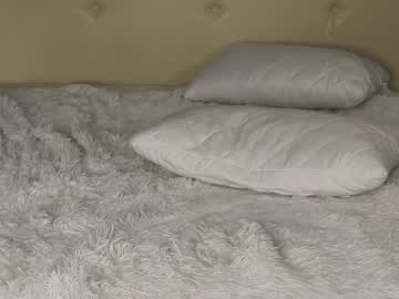 webcam girl lauratanguy live cam image #11026383