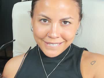 webcam girl daily_stories live cam image #6507871