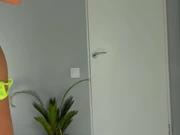 webcam girl star_gazing live cam image #3443098