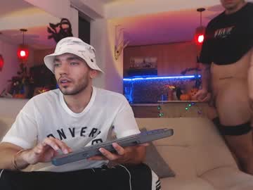 webcam man fratguysonline live cam image #7282057