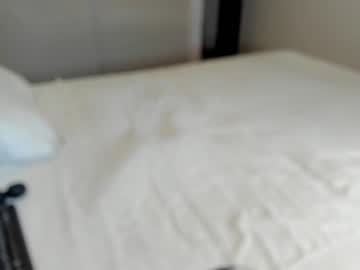 webcam girl cowgirl_emilly live cam image #3246649
