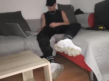 webcam man aleksuk live cam image #7766839