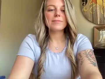 webcam girl bumble_bees45 live cam image #5585600