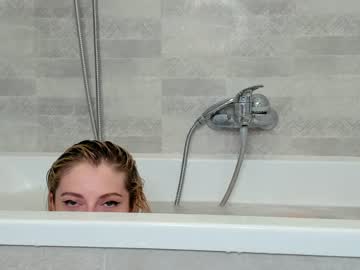 webcam girl yournaughtymiss live cam image #2781404