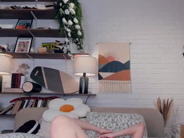 webcam girl riskyproject live cam image #10937598