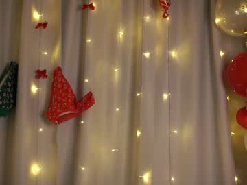 webcam girl helenmoors live cam image #7892856