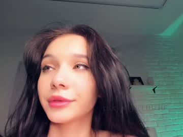 webcam girl riskyproject live cam image #7233276