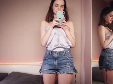 webcam girl miss_sweetdream live cam image #4149410