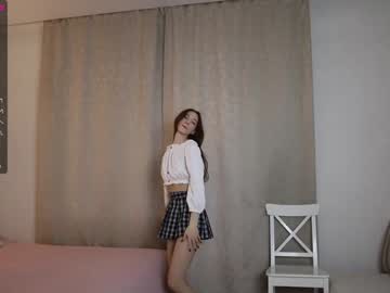 webcam girl _guesswhat_ live cam image #1492500