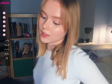 webcam girl sun_shiiine live cam image #5599149