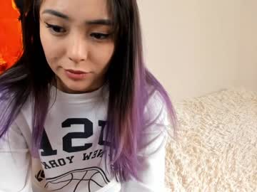 webcam girl aina_kun live cam image #1911814