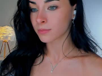 webcam girl uwunikaa live cam image #9730979