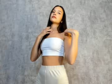 webcam girl amandamedrano live cam image #3753772
