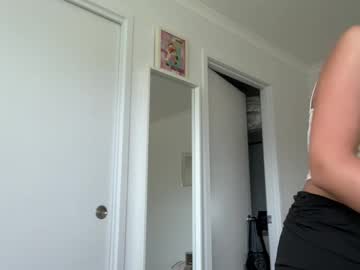 webcam girl itsssosierra live cam image #11205495