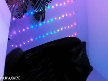 webcam girl oliviaowens live cam image #9471971