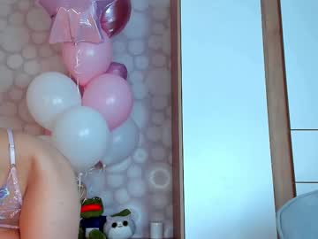 webcam girl lorettadunnell live cam image #11843348