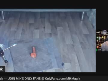 webcam man whaaaaaaaat live cam image #1747990